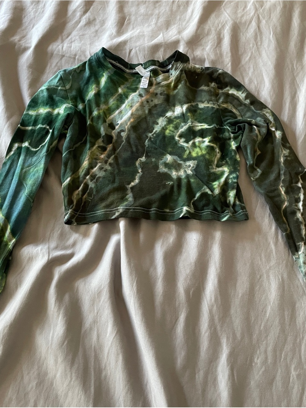 Rosio Green Tie-Dye Long Sleeve Cropped Top